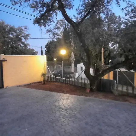 El Refugio Guest House Seville Exterior photo